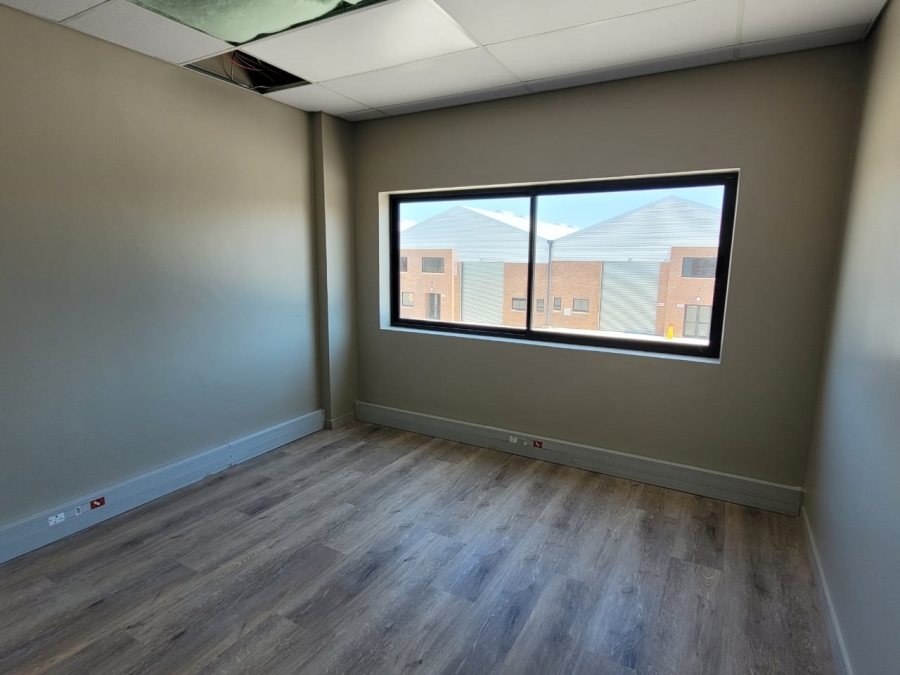 To Let commercial Property for Rent in Killarney Gardens Western Cape